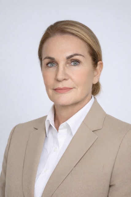 Sandra Teichert - Ihre Immobilienmaklerin in Mettmann