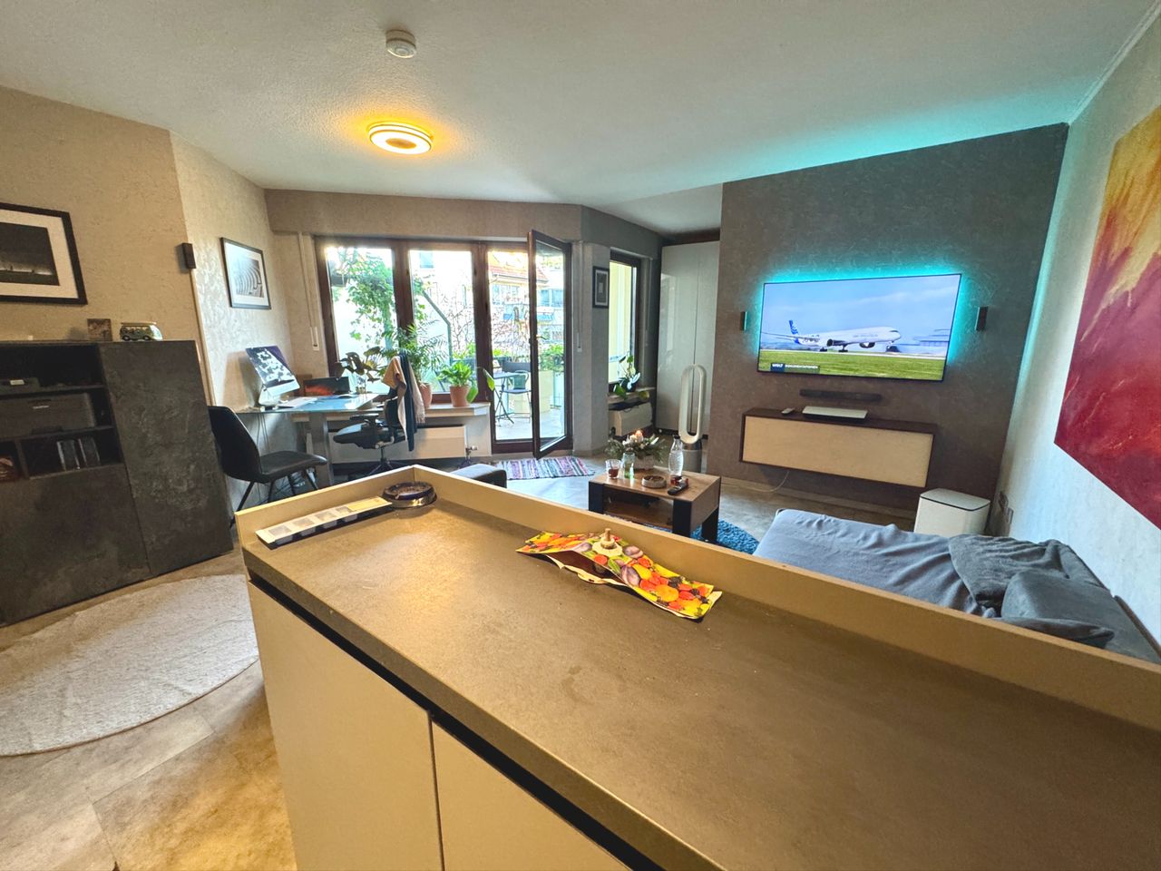 offene Gestaltung - Blick zum Balkon