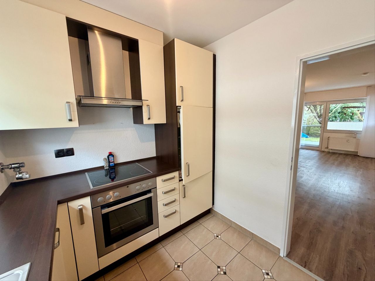 Einbauküche inkl. Geräte (inkl.)