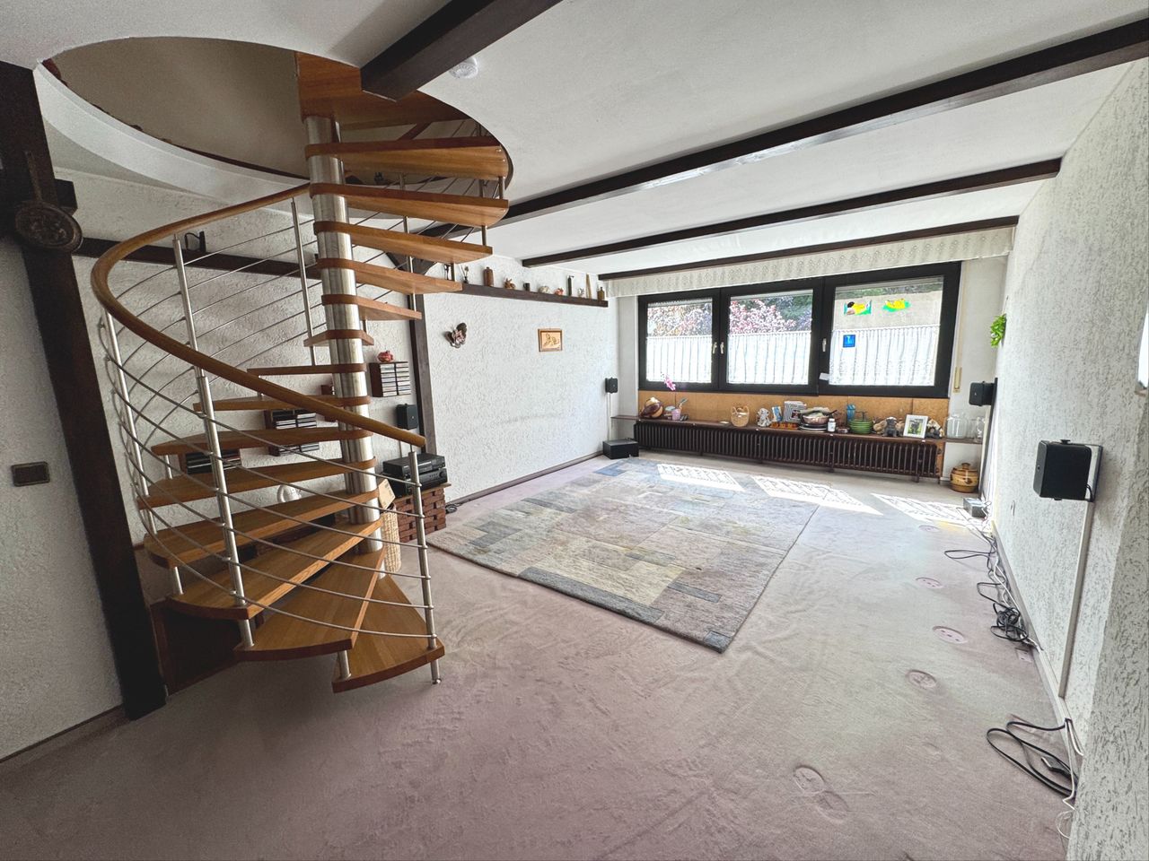 Wendeltreppe im WR zum DG