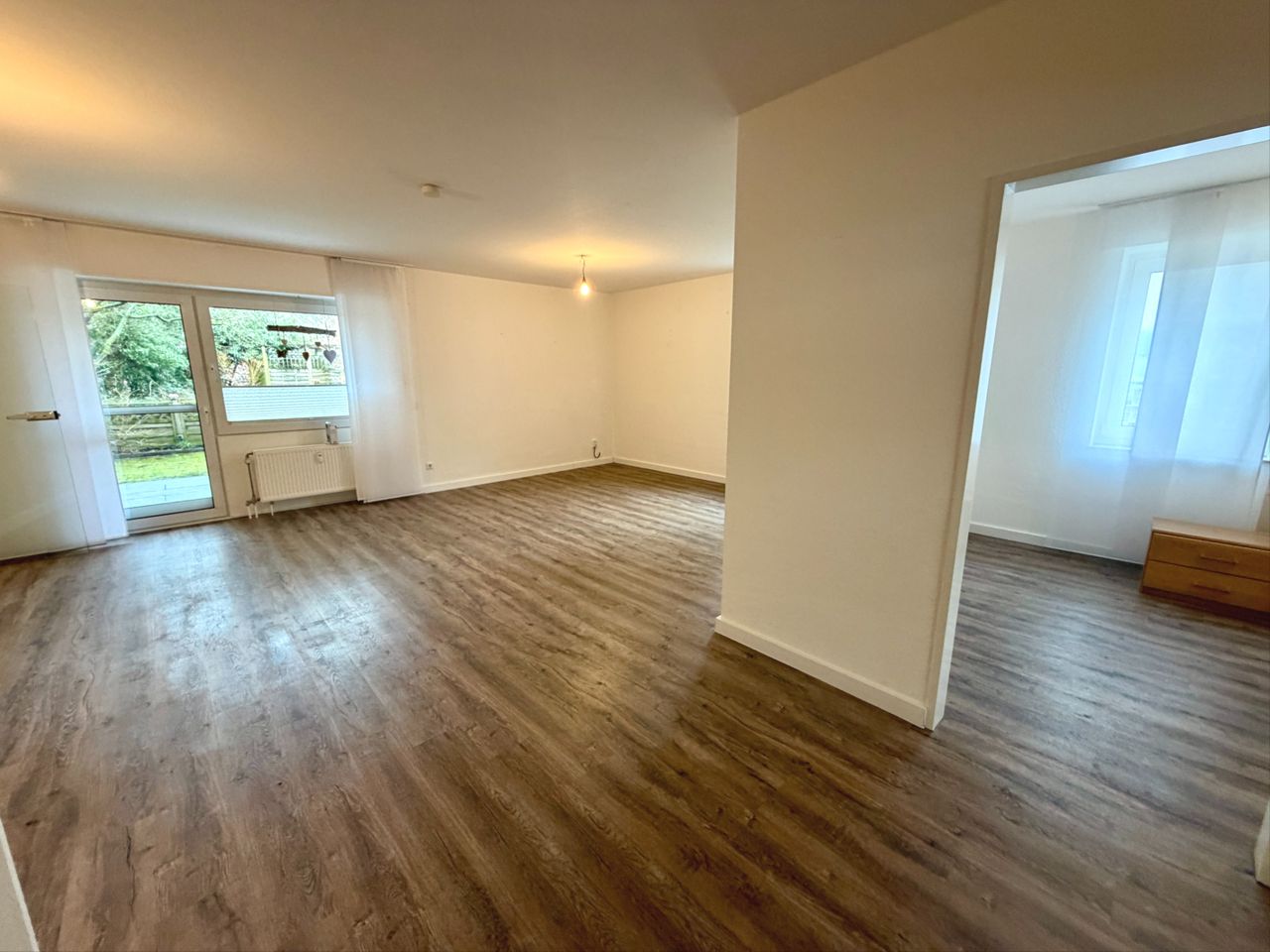 schöne Optik - da gleicher Design-Vinyllboden im WR und SR