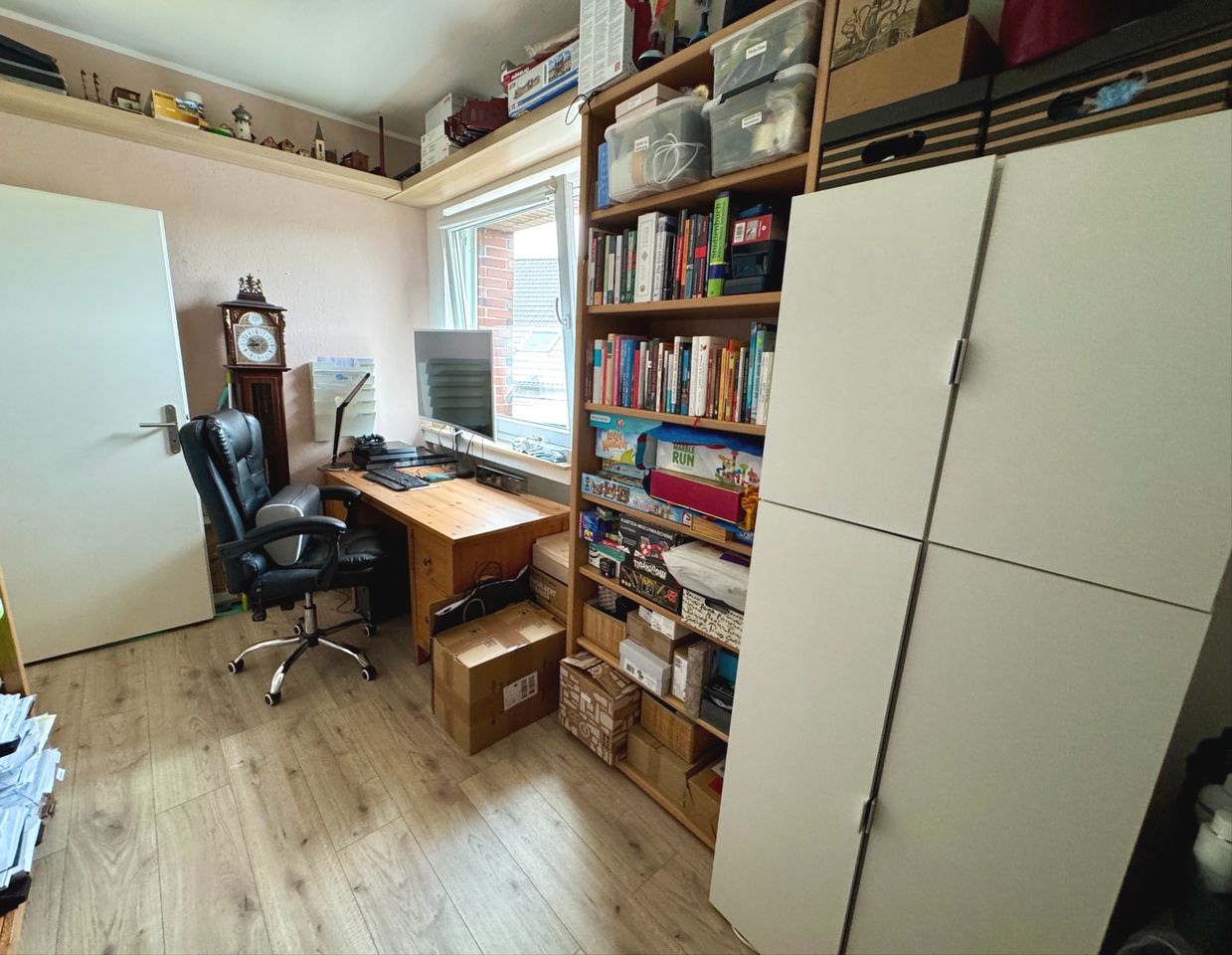 Büro (3. Zimmer)