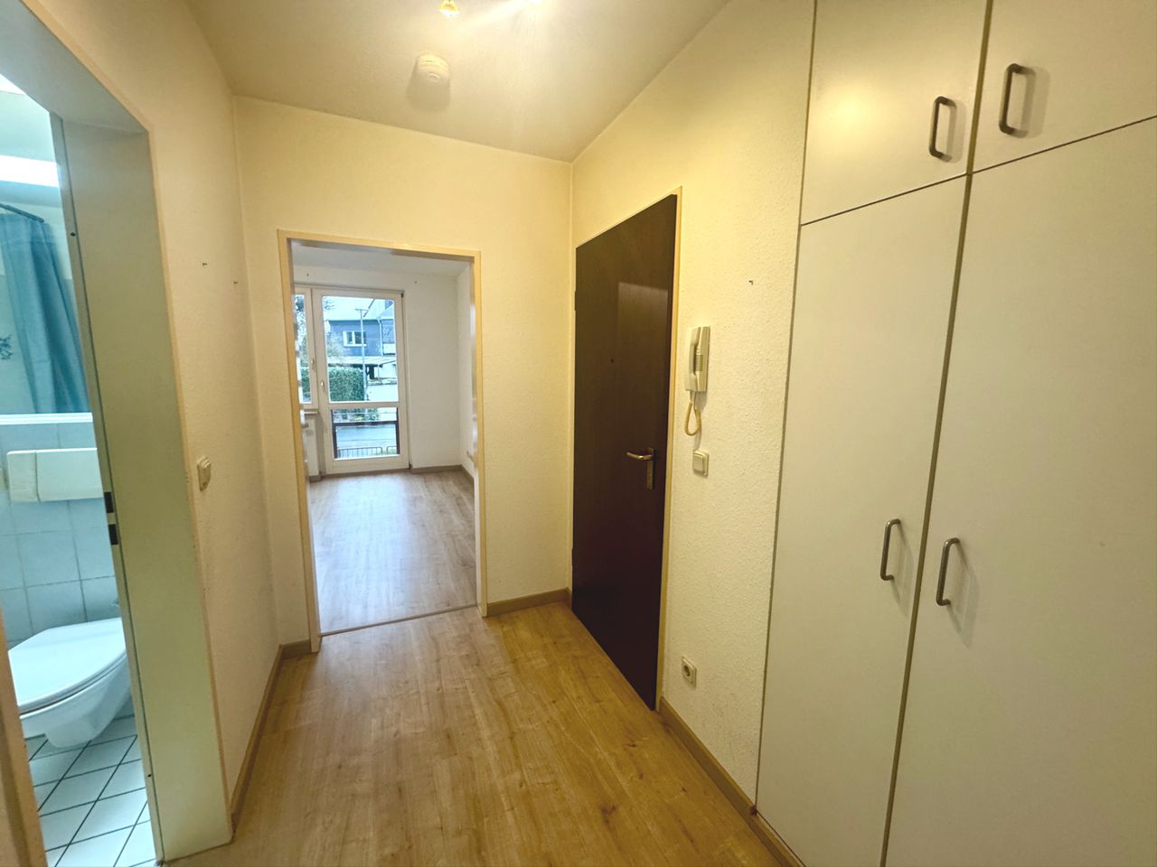 funktionell - zu den Räumen: WR - Bad- SR